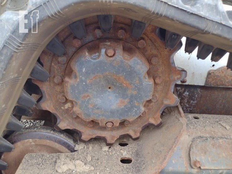 2019-bobcat-t590-image-29