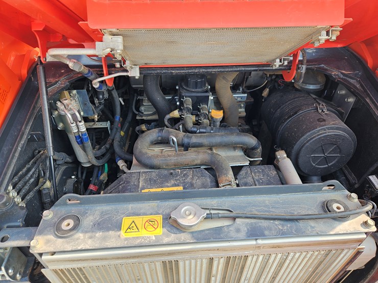 2023-kubota-svl97-2-image-17
