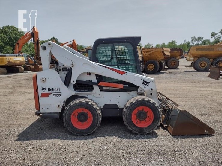 2014-bobcat-s770-image-3