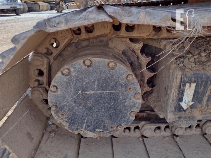 2019-deere-130g-image-22