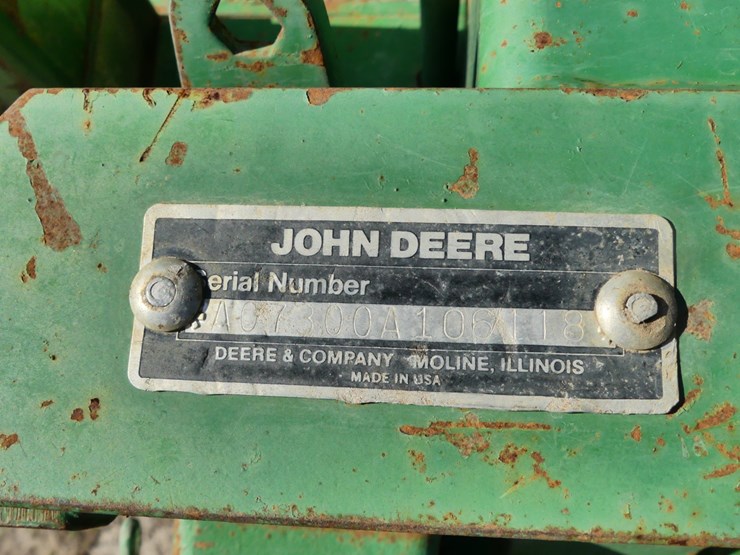 john-deere-7300-image-7