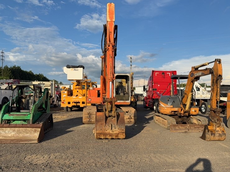 hitachi-ex150-image-2