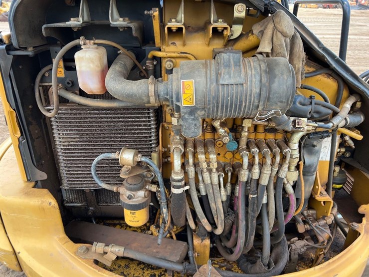 caterpillar-303.5c-cr-image-27