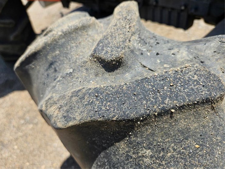kubota-l3710-image-31