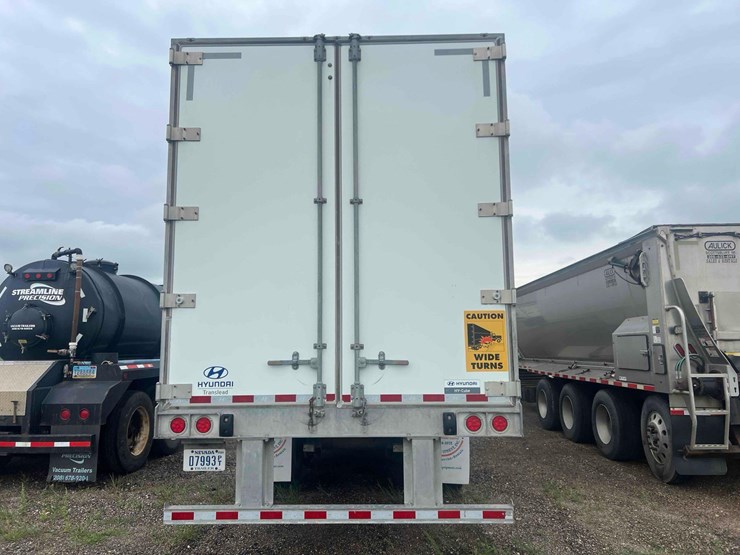 2019-hyundai-van-trailer-image-8