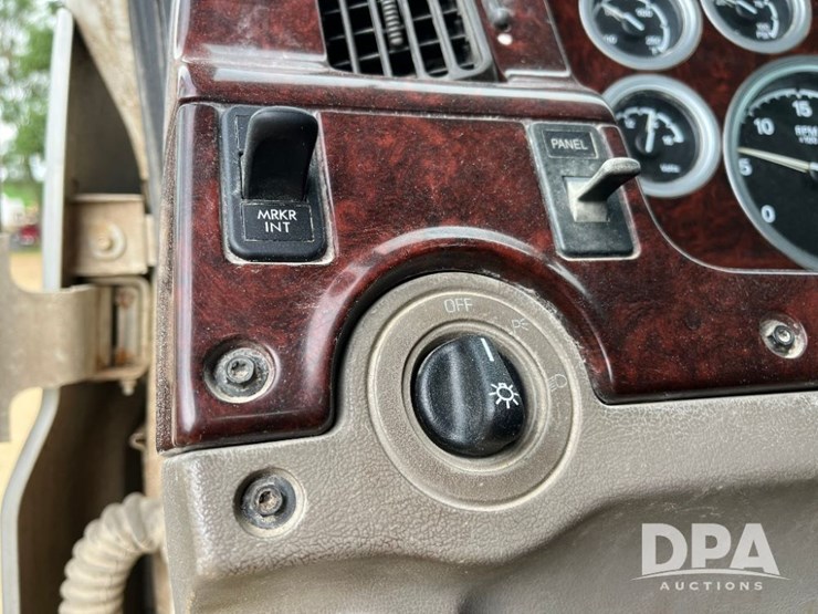 2006-sterling-day-cab-truck-(jn2505)-image-63