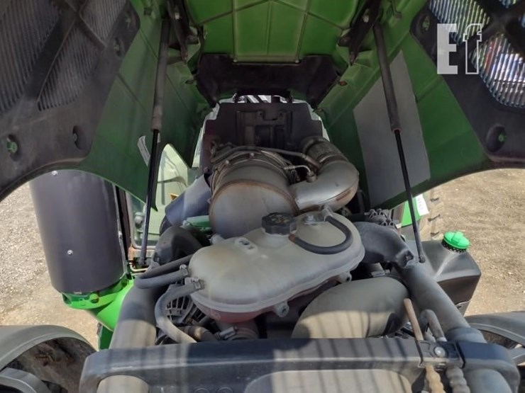 2017-john-deere-5090r-image-25