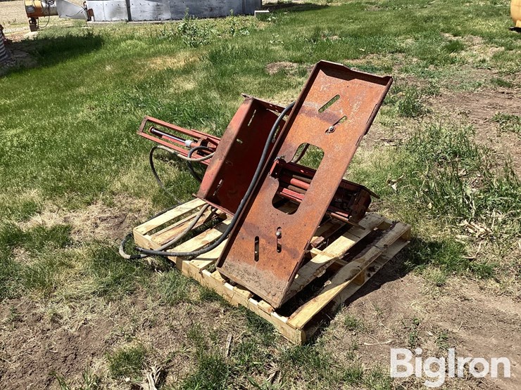 skid-steer-post-driver-image-7