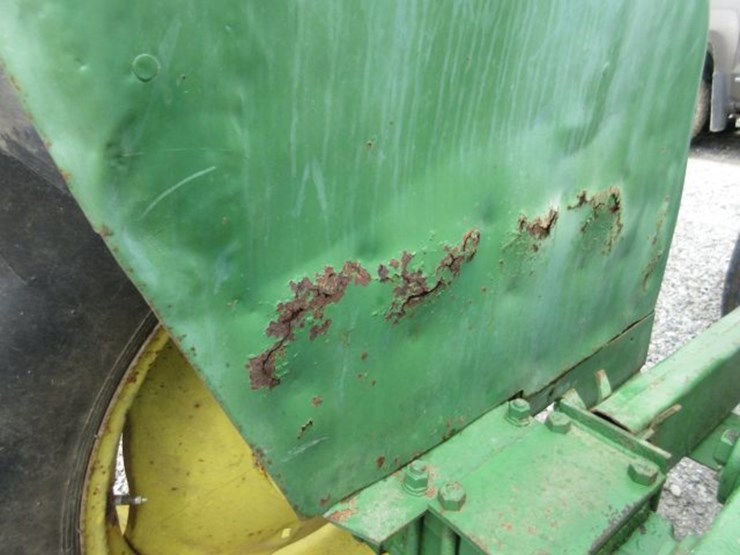 john-deere-2010-image-4