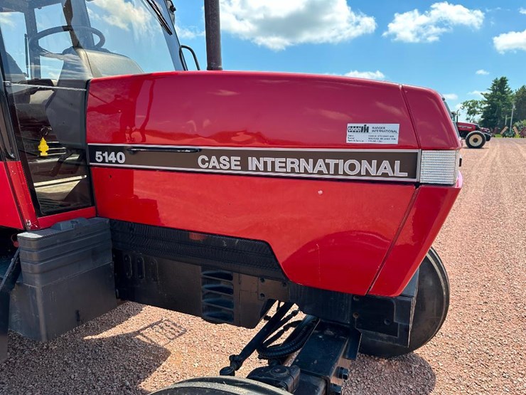 1990-case-ih-5140-image-26