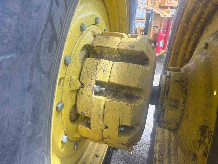 john-deere-8295r-image-10