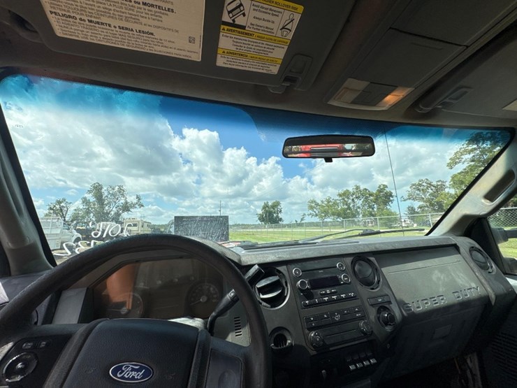 2016-ford-f350-xl-image-23