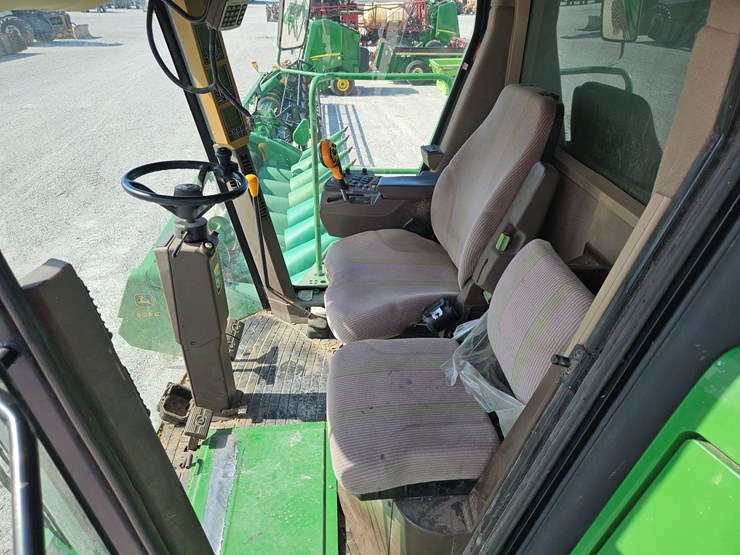 2004-john-deere-9560-image-6