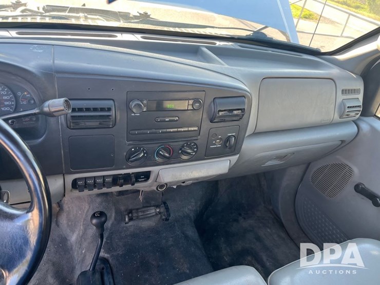 2006-ford-f350-image-47