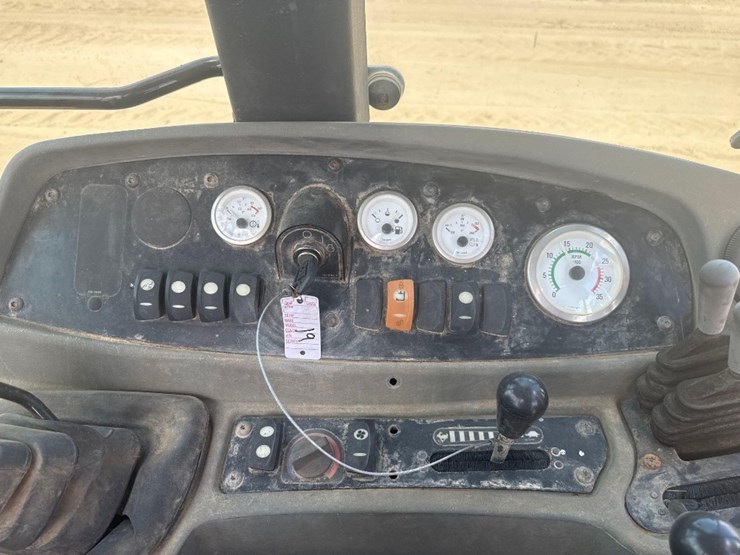 2003-caterpillar-420d-image-28