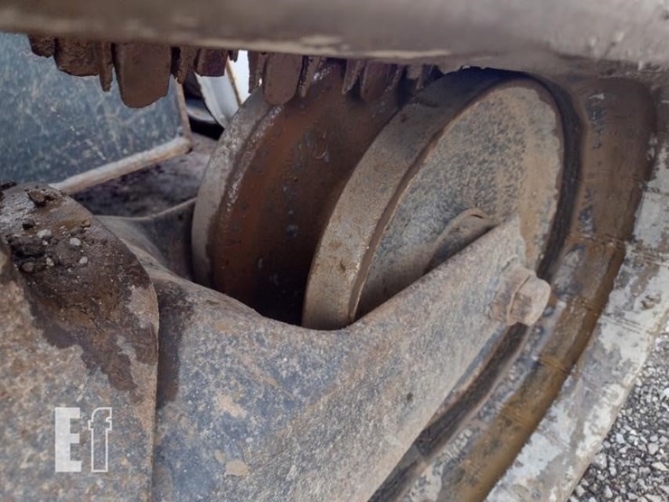 2021-bobcat-t870-image-28