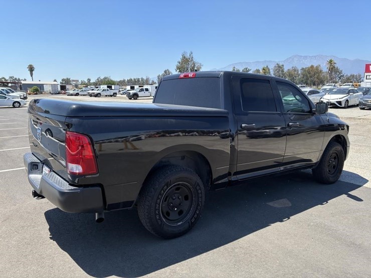 2016-dodge-ram-1500-image-3
