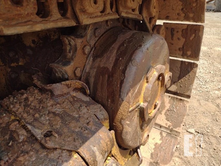2004-caterpillar-d5g-xl-image-21