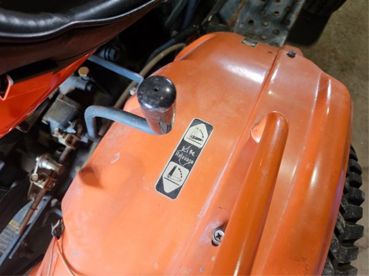 kubota-b7100-image-26