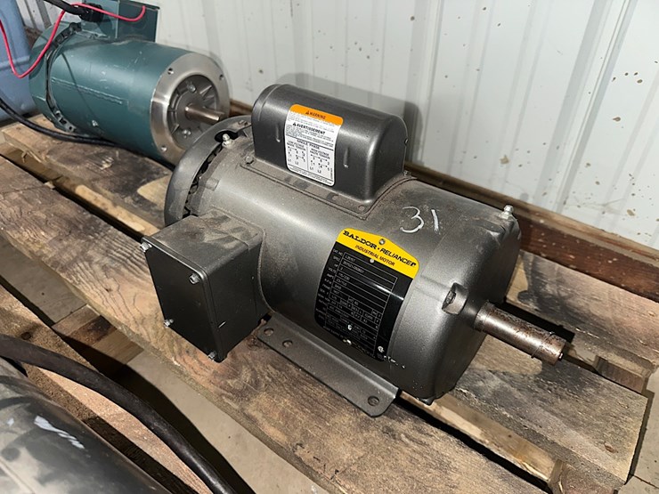 baldor-reliance-2hp-electric-motor-image-1