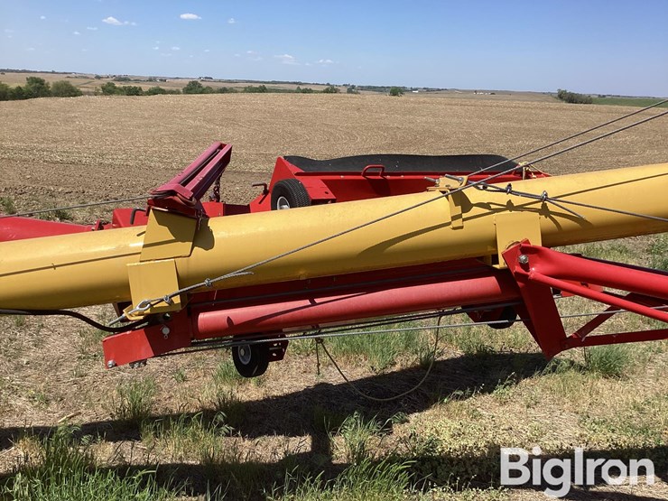westfield-mkx-100-73-10-x-73'-swing-away-hopper-auger-image-16