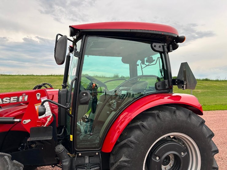 2023-case-ih-farmall-75a-image-14