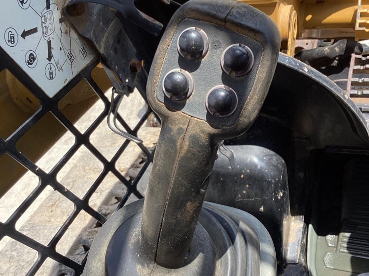 2017-caterpillar-289d-image-19