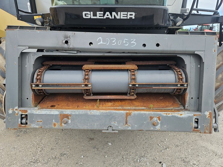 2009-gleaner-a76-image-3