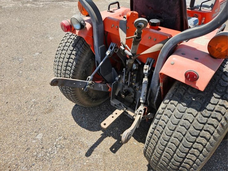 kubota-b2150-image-11