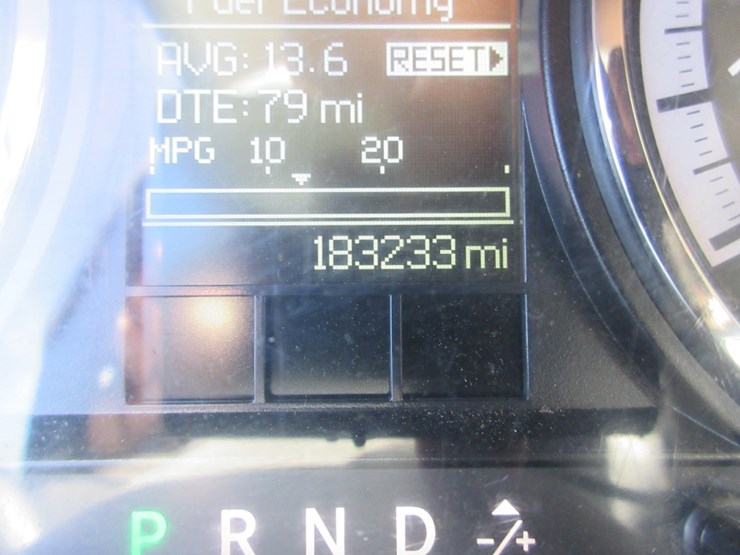 2011-dodge-ram-3500hd-image-25