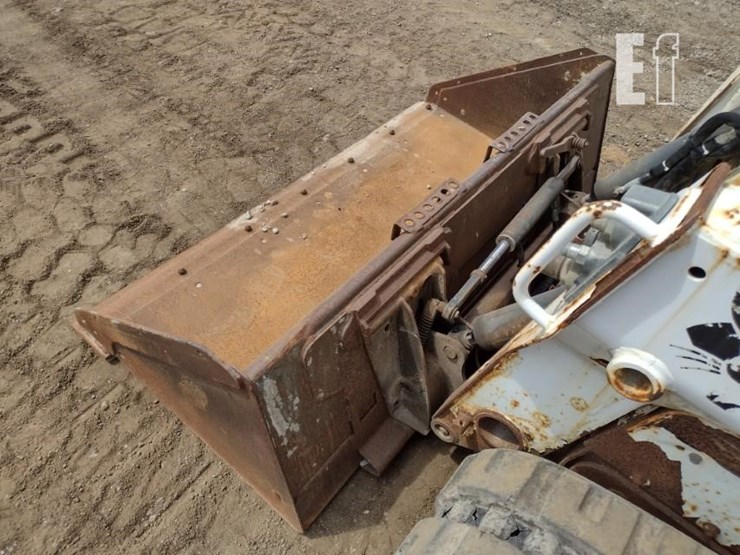 2014-bobcat-t590-image-19