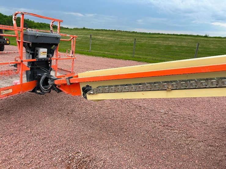 2008-jlg-600s-image-25