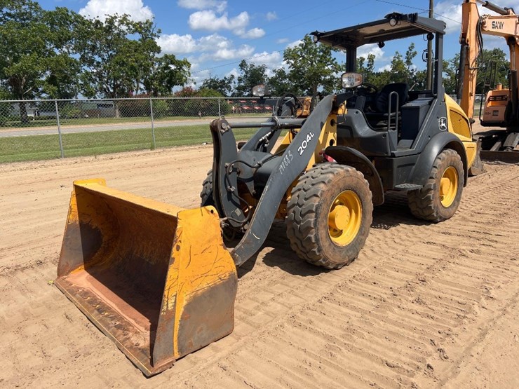 2018-deere-204l-image-8
