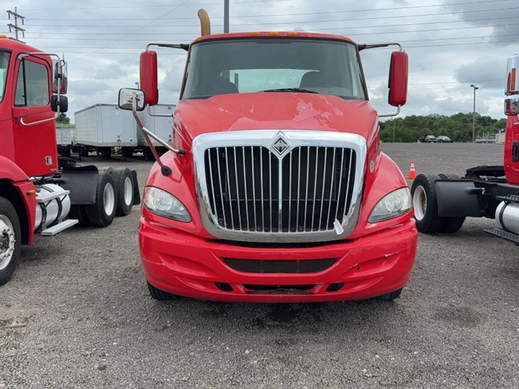 2008-international-prostar-image-2