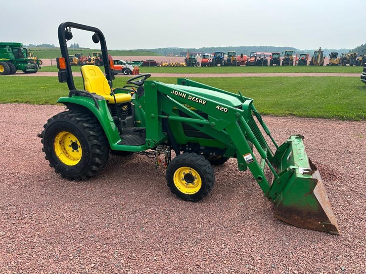 2002-john-deere-4210-image-3