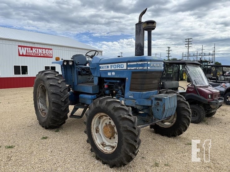 ford-7700-image-1