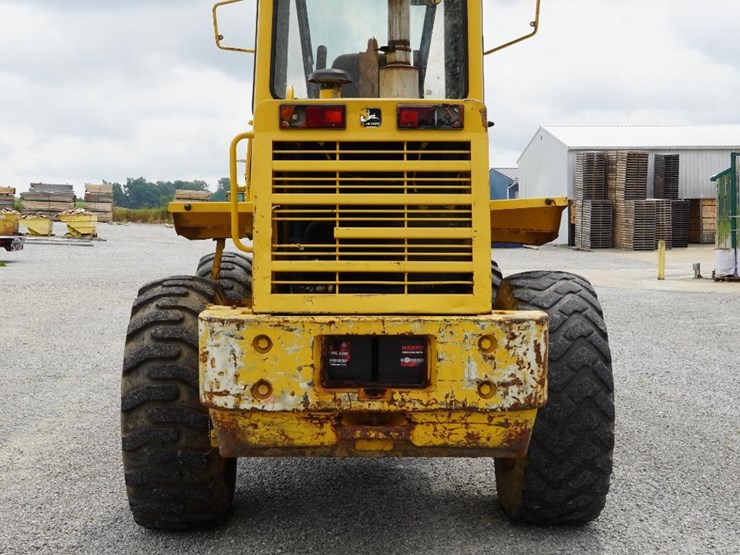 deere-444g-image-5