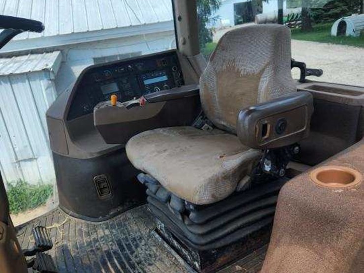 2000-john-deere-8310-image-24