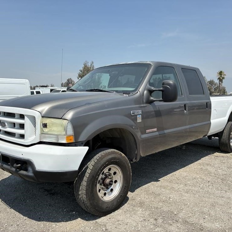 2004 FORD F350
