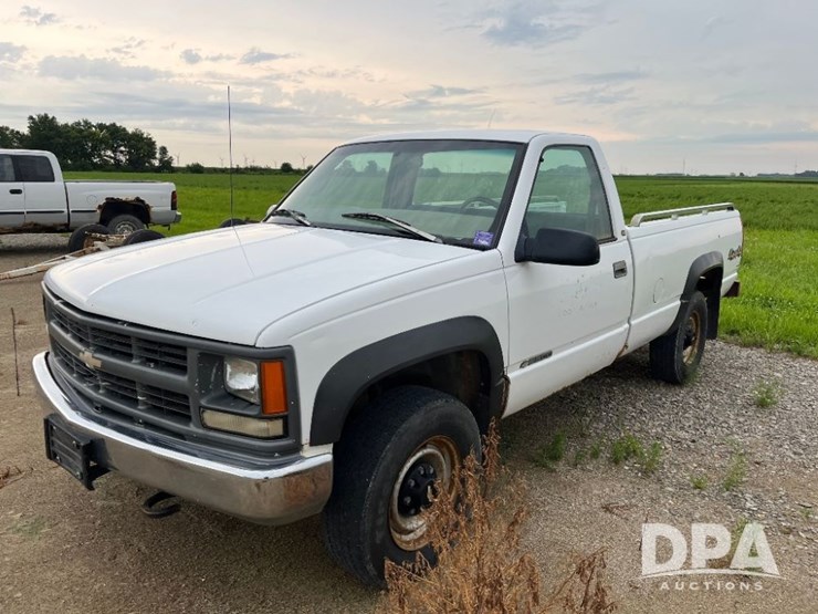 1997-chevrolet-2500-image-1