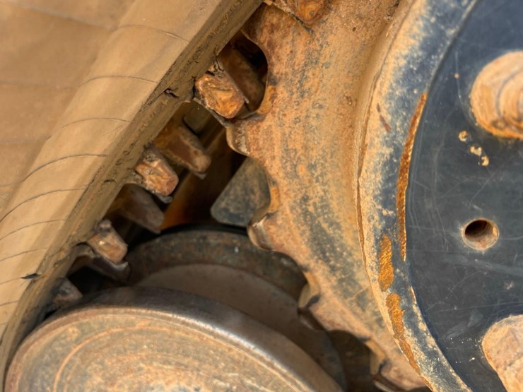 2021-jcb-3ts-8t-image-14