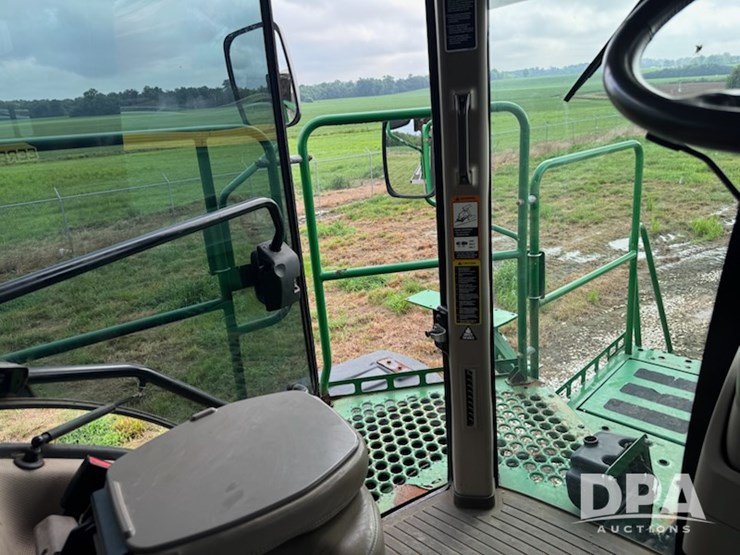 2017-john-deere-r4045-image-33