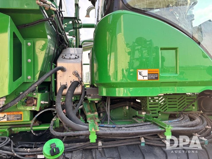 2019-john-deere-f4365-image-71
