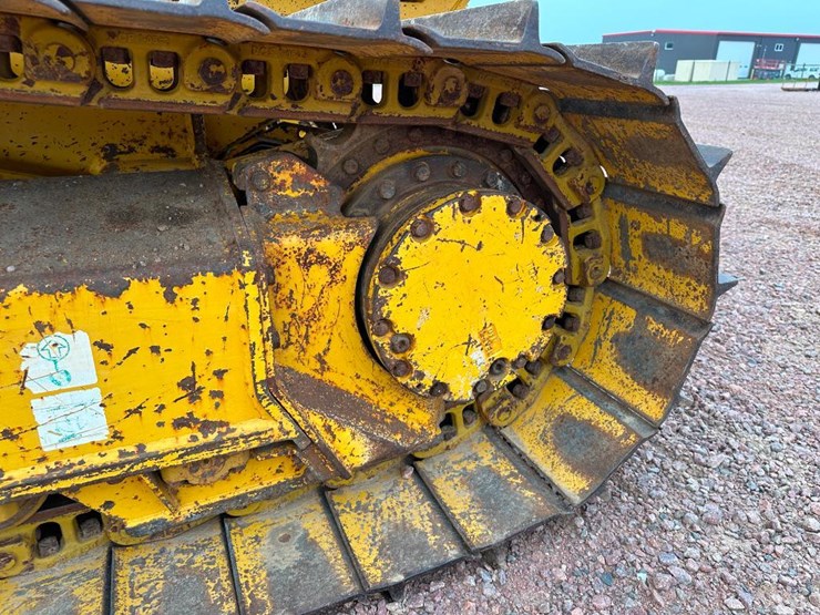 2007-komatsu-d39px-21-image-12