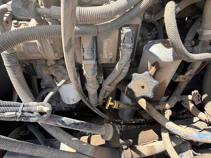 2007-mack-vision-cxn613-image-24