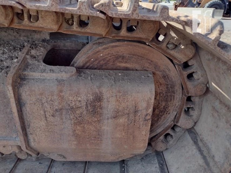 2011-caterpillar-336e-image-27