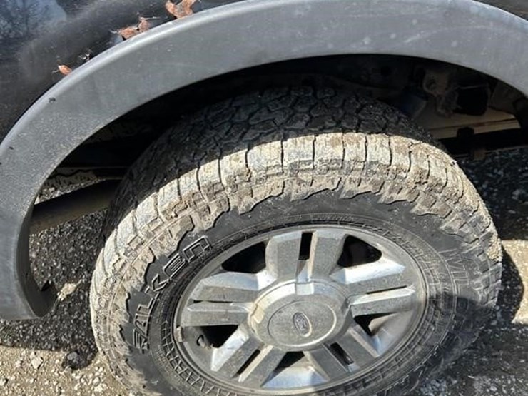 2008-ford-f150-xlt-image-22