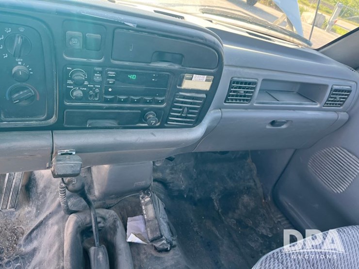 1995-dodge-ram-2500-image-45