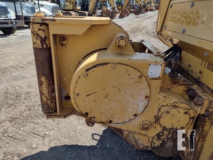 2019-deere-750k-lgp-image-42
