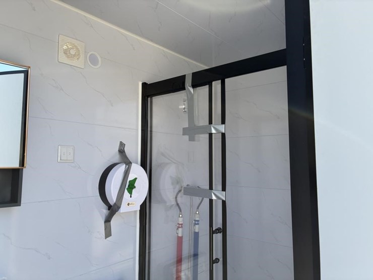 49"x87"x98"-portable-restroom-w/-shower-image-9